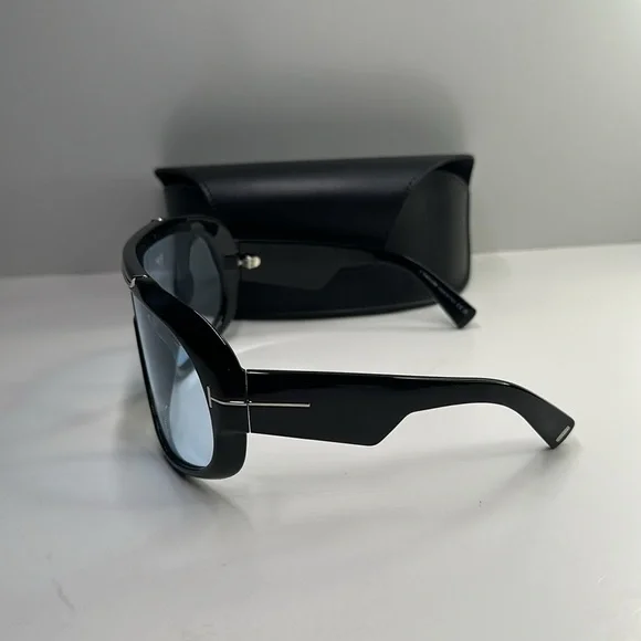 💯- New Authentic TOM FORD SUNGLASSES TOM FORD RELLEN FT1093 01V - Picture 10 of 15